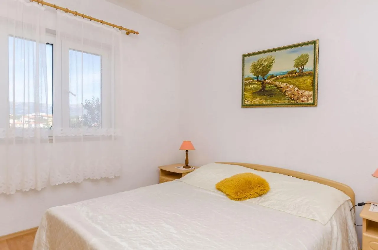 Apartments Stara Maslina Slatine 0*,