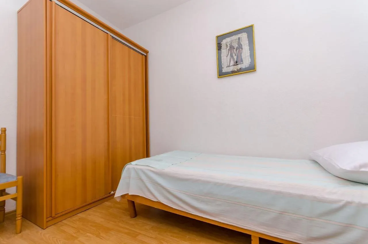 Apartments Stara Maslina Slatine